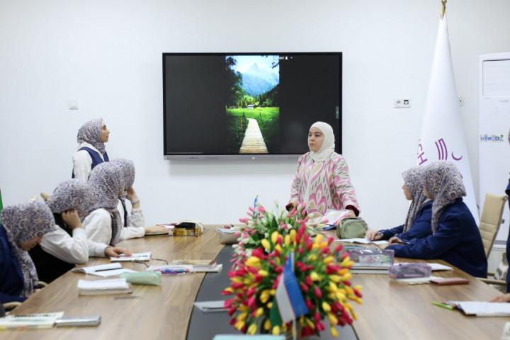 “Badiiy ijod - estetik faoliyatning nafis ko'rinishi” mavzusida amaliy mashg'ulot